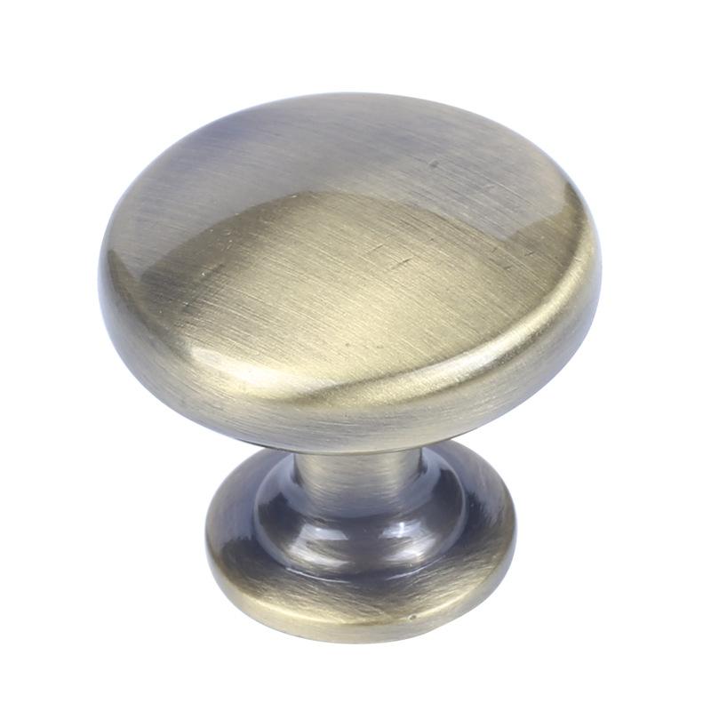 factory new zinc alloy handle and knob electroplating process light luxury wardrobe and cabinet chest of drawer door handle wholesale Item Picture
