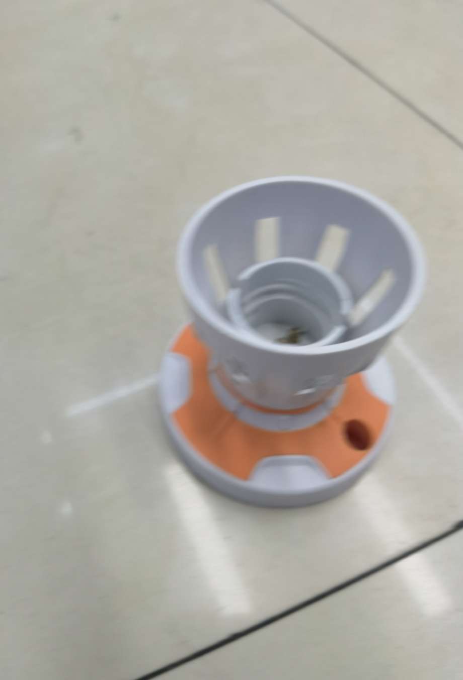 双用灯座细节图