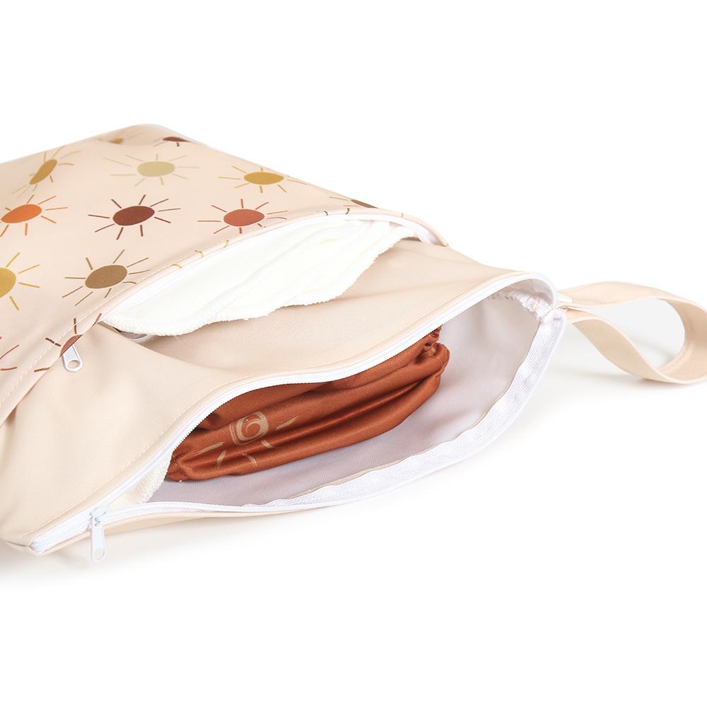 nordic printing hanging storage bag cross-border hot sale baby diaper bag wetbag dry wet separation double-layer waterproof bag Application Scenario