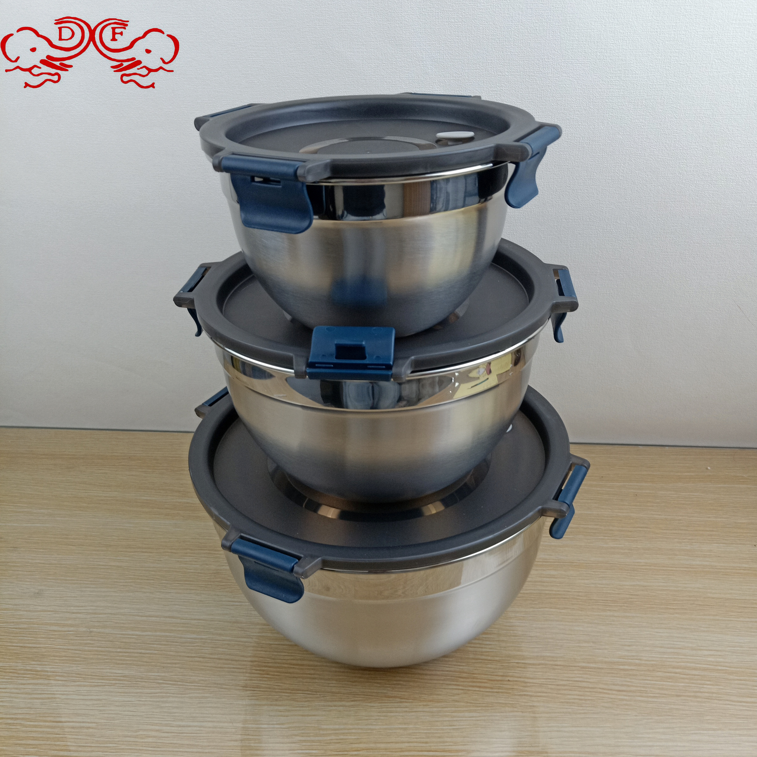 Df99077 Stainless Steel With Sealed Lid Salad Bowl Fresh-Keeping Bowl Egg Beater And Basin With Fresh-Keeping Lid Baking Basin Df Tradinghouse