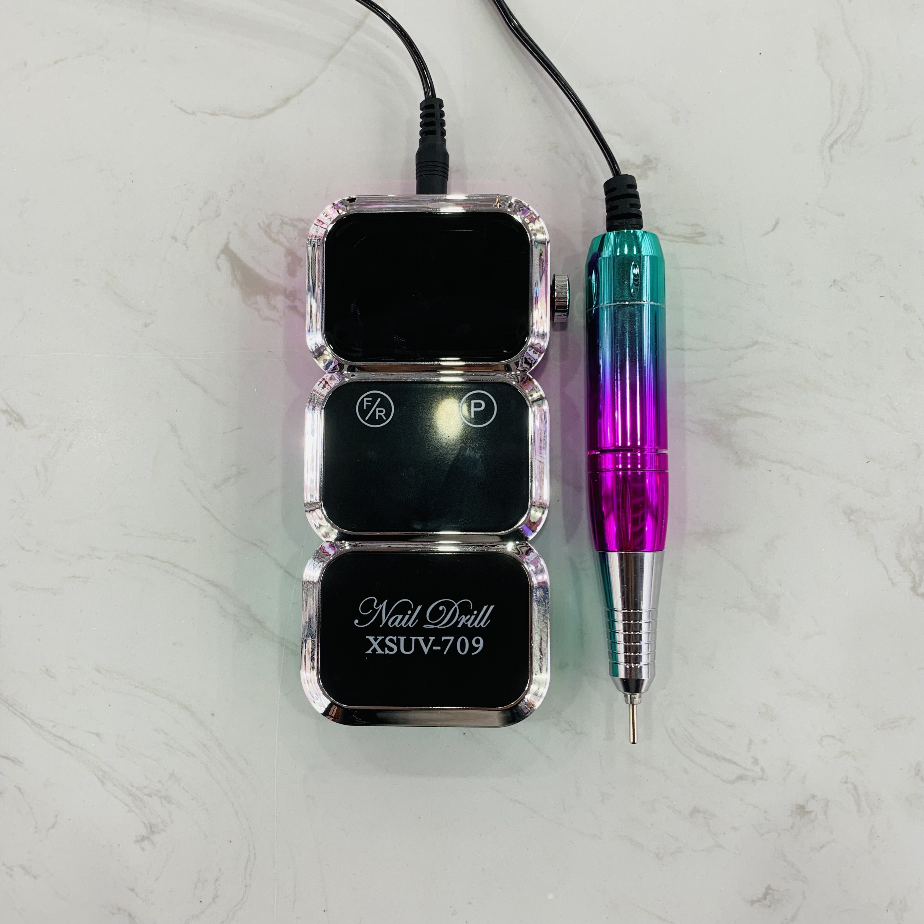 The new colorful battery-powered nail polish polishing machine with a 45,000 RPM charging base for nail polishing and grinding details Picture