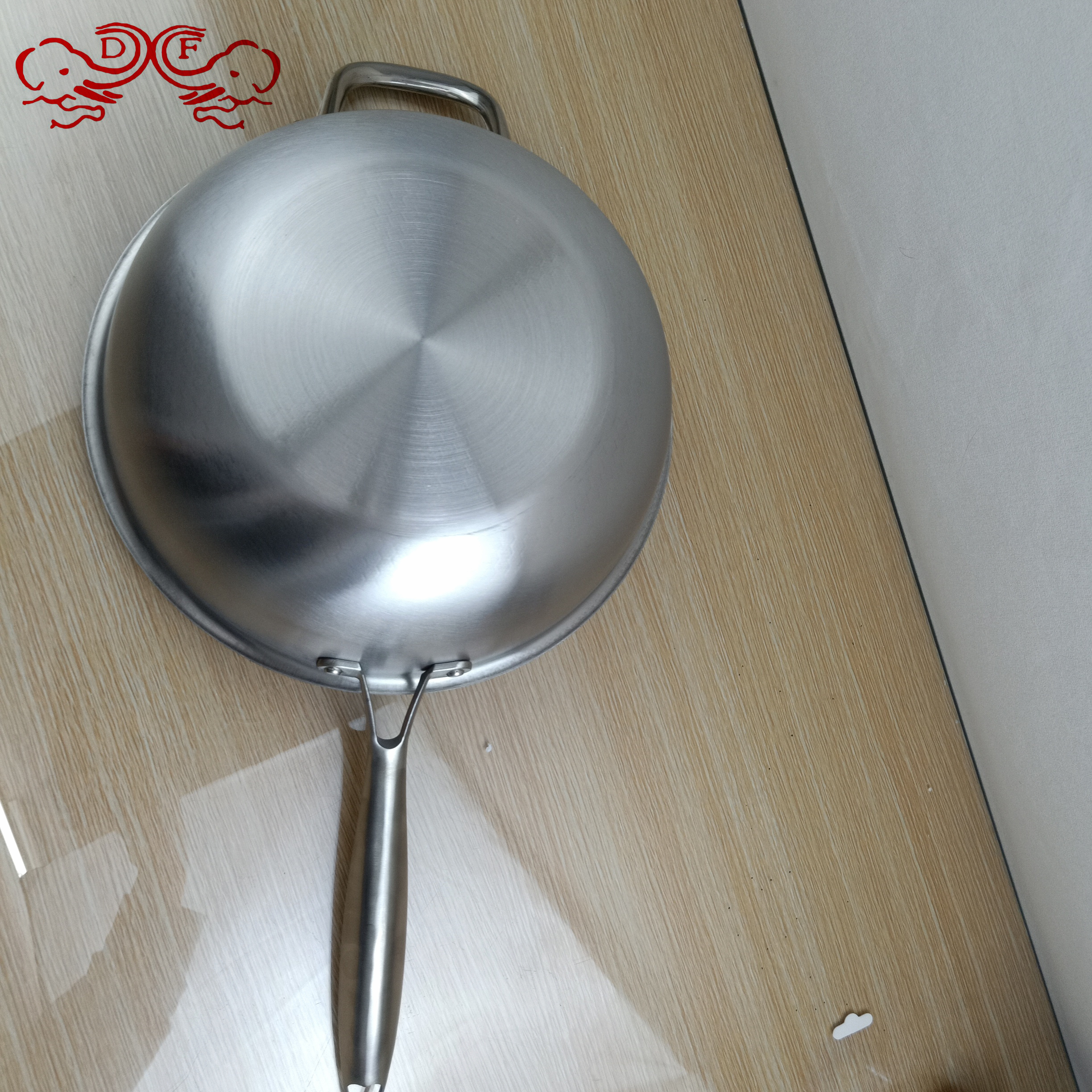 Df68865 Stainless Steel Wok Frying Pan All Honeycomb Non-Stick Household Uncoated Electric Combustion Universal Wok Df Tradinghouse Item Picture