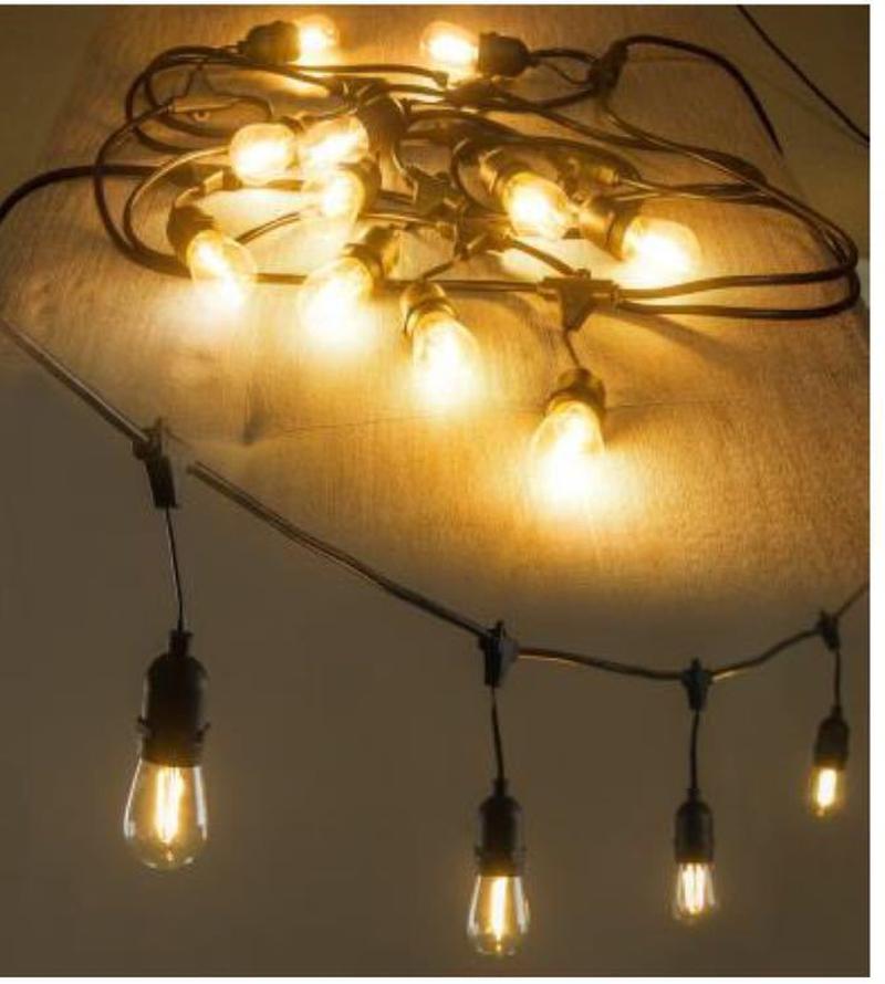 Outdoor Waterproof Socket Cable Outdoor Courtyard String Christmas Lights Wedding Arrangement Decoration Chandelier Camping Lighting Chain Application Scenario