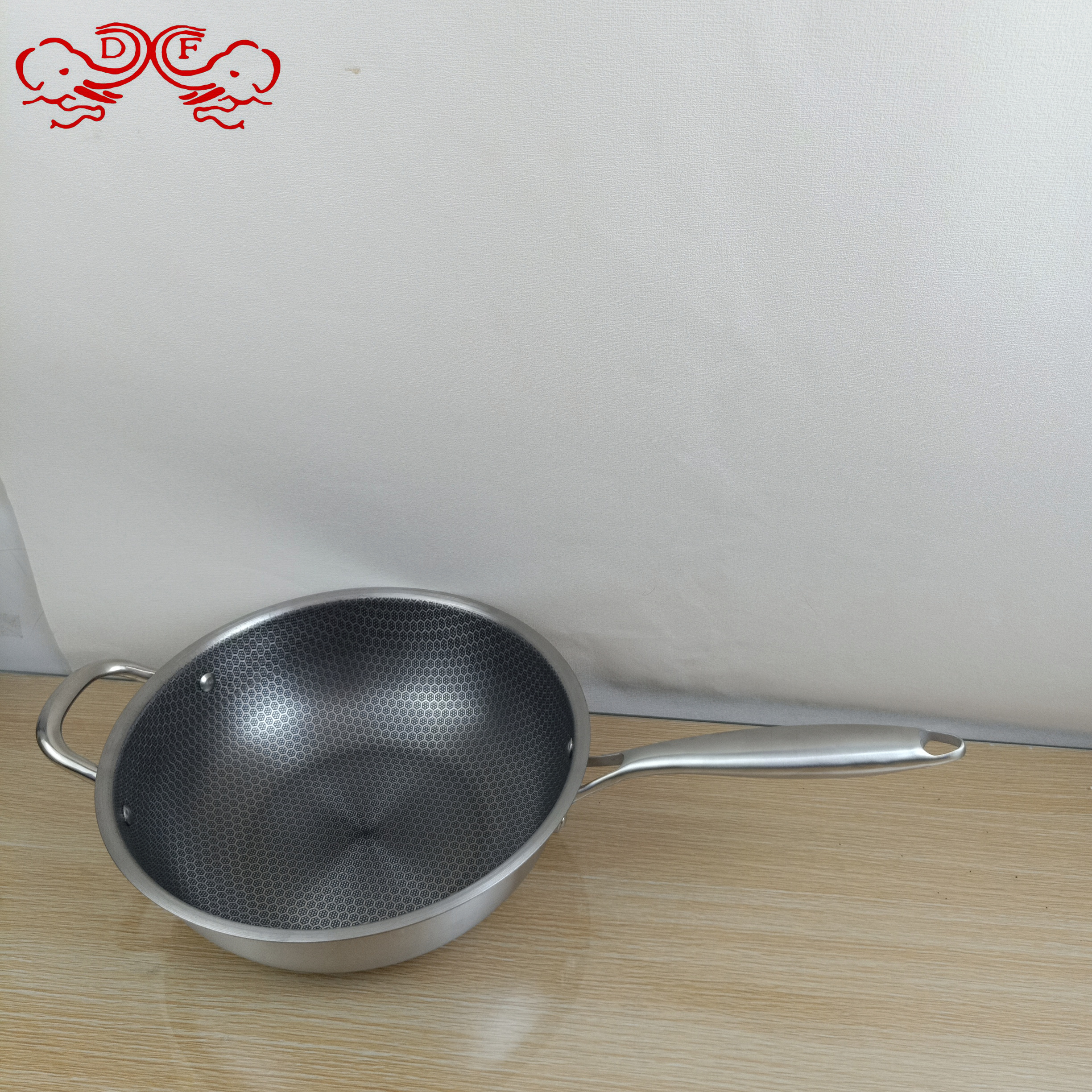 Df68865 Stainless Steel Wok Frying Pan All Honeycomb Non-Stick Household Uncoated Electric Combustion Universal Wok Df Tradinghouse details Picture