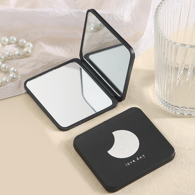 black small mirror wholesale folding mini portable frosted dressing mirror pocket student double-sided cosmetic mirror details Picture