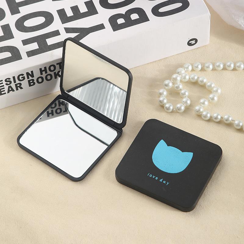 black small mirror wholesale folding mini portable frosted dressing mirror pocket student double-sided cosmetic mirror Application Scenario