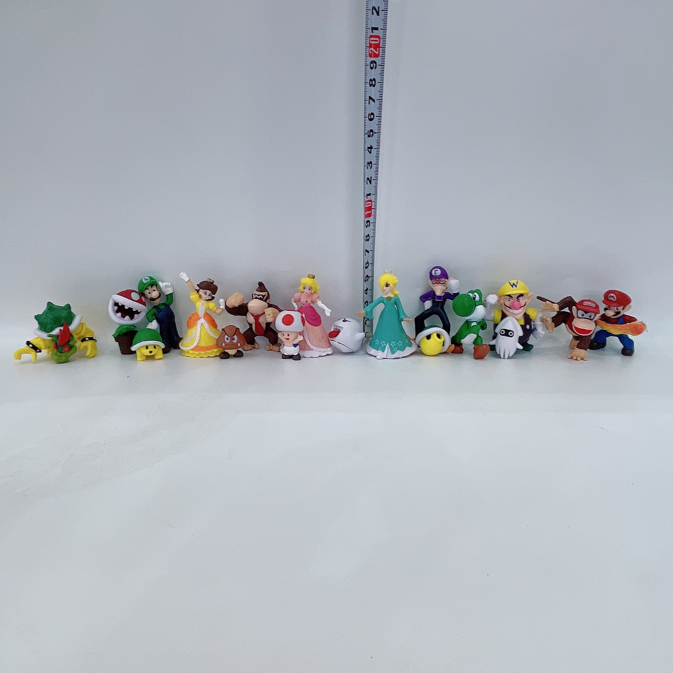 18 types of Mario birthday cake decorations, Super Mario wholesale model claw machine, gacha blind box toys, car cake ornaments details Picture