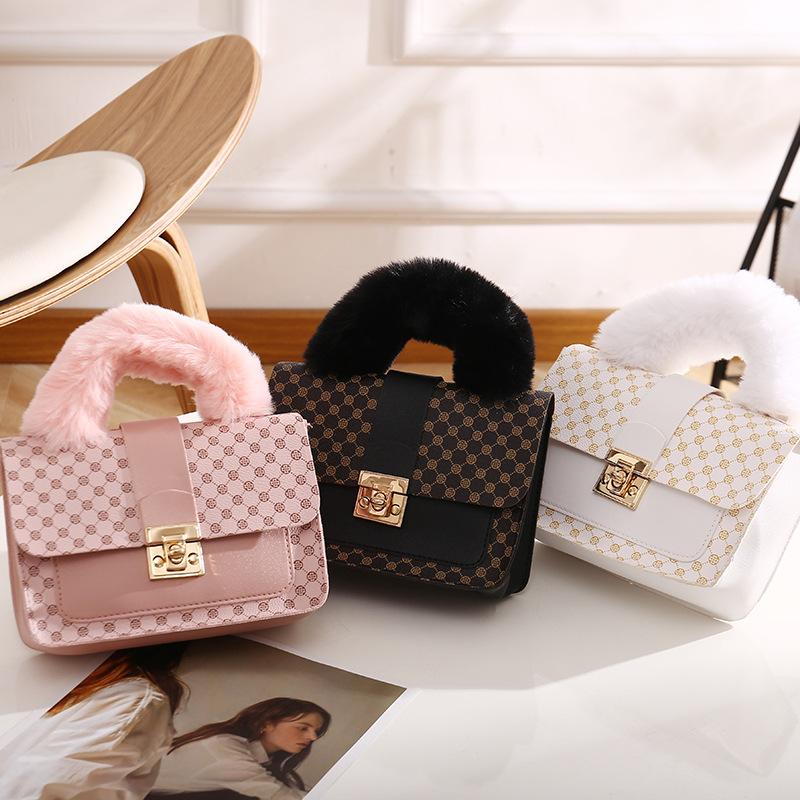ladies handbag foreign trade small bag wholesale fashion all-match shoulder bag 2022 mobile phone bag women's handbag full figure