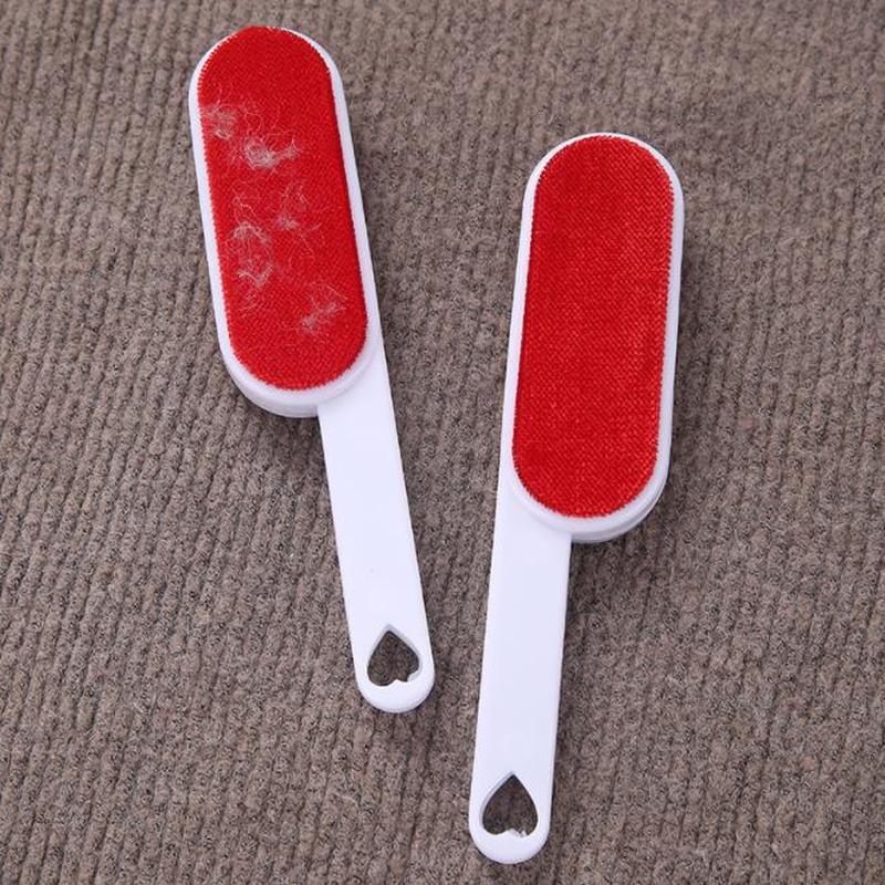 double-sided electrostatic cashmere hair brush hair removal gadget woolen coat hair removal brush clothes lint remover clothing magic lint brush Application Scenario
