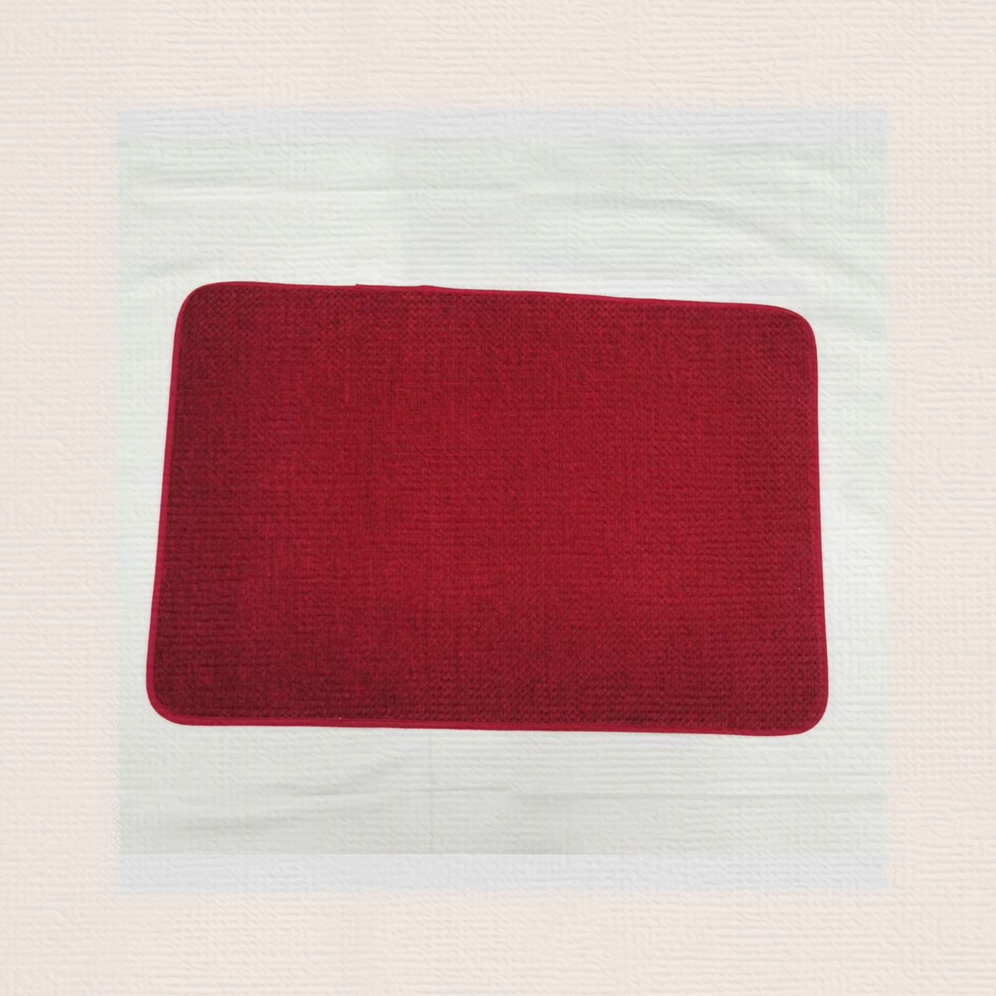 The new TPR base Snow Neil pineapple pattern floor mat, foot mat, door mat, anti-slip mat, bathroom mat, absorbent foot mat and carpet are of high quality. The fabric is comfortable and available in multiple colors. The size is 40*60cm Application Scenario