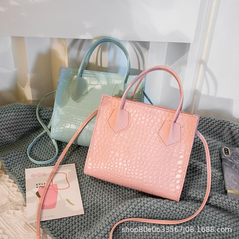 women's bag 2021ladies handbags factory wholesale one piece dropshipping crocodile pattern mini women's handbag Specification drawing