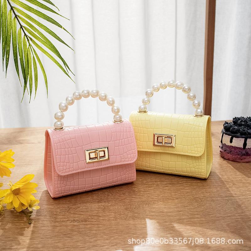 crocodile pattern pearl hand gel bag 2021ladies handbags foreign trade bag female wholesale mobile phone bag Specification drawing