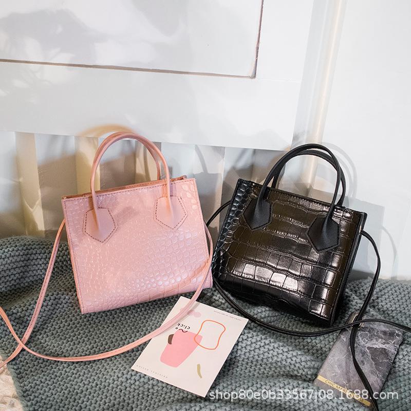 women's bag 2021ladies handbags factory wholesale one piece dropshipping crocodile pattern mini women's handbag details Picture