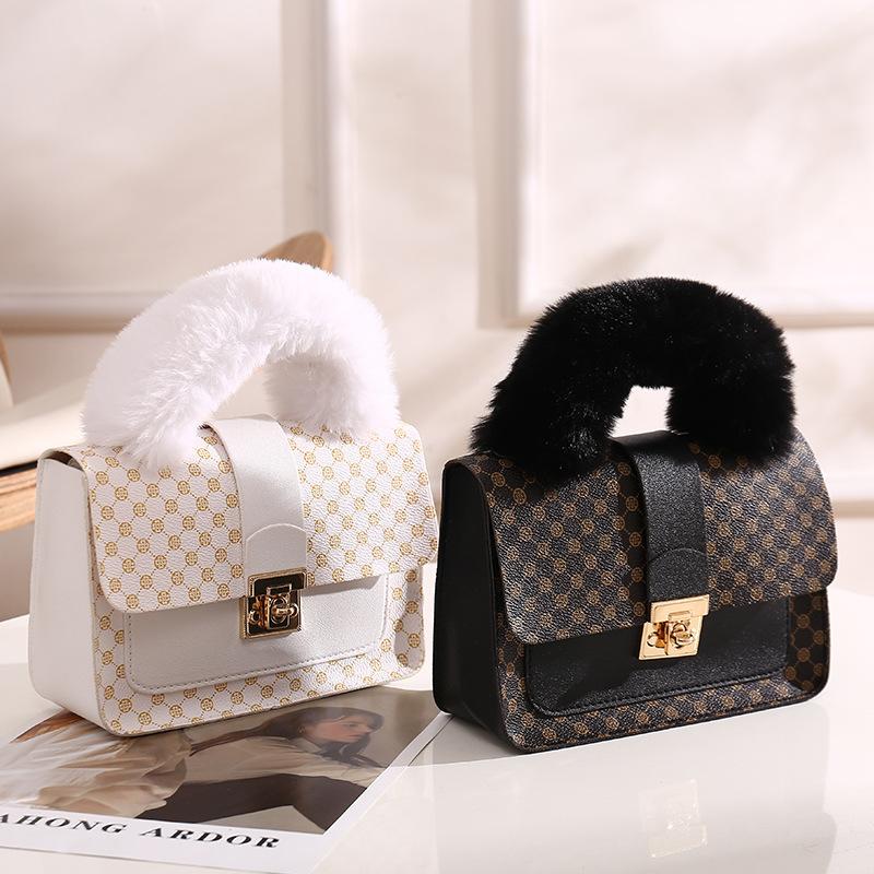 ladies handbag foreign trade small bag wholesale fashion all-match shoulder bag 2022 mobile phone bag women's handbag details Picture