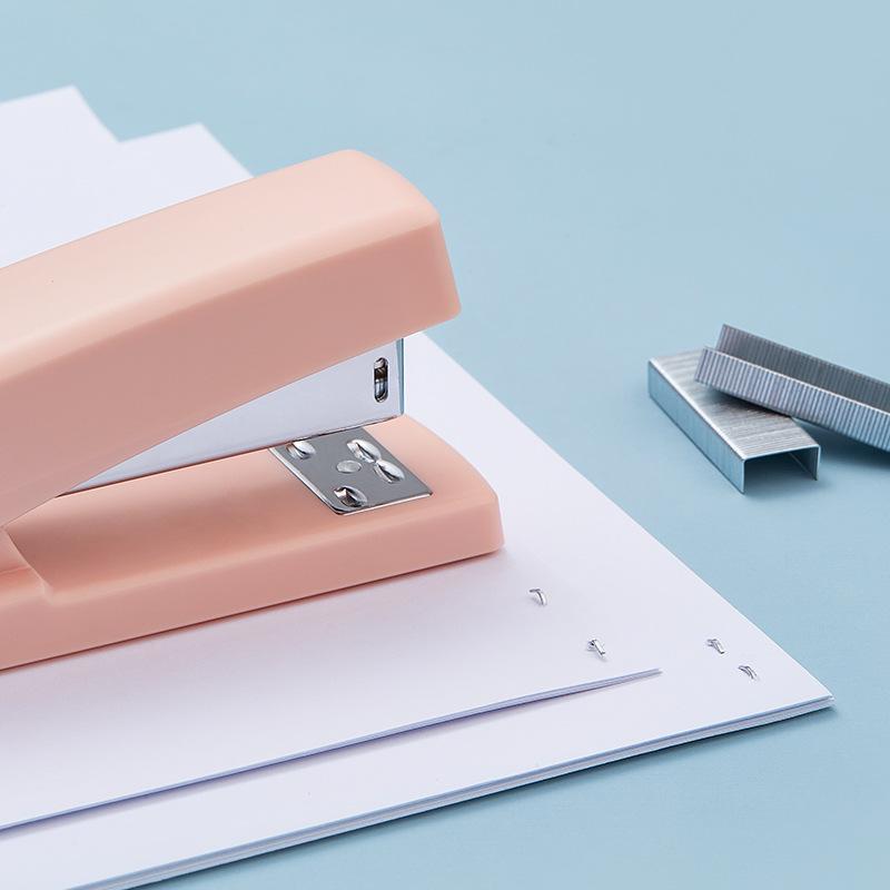 qixin stapler small book stapler labor-saving office nail puller thickened rotatable students' office stationery Application Scenario