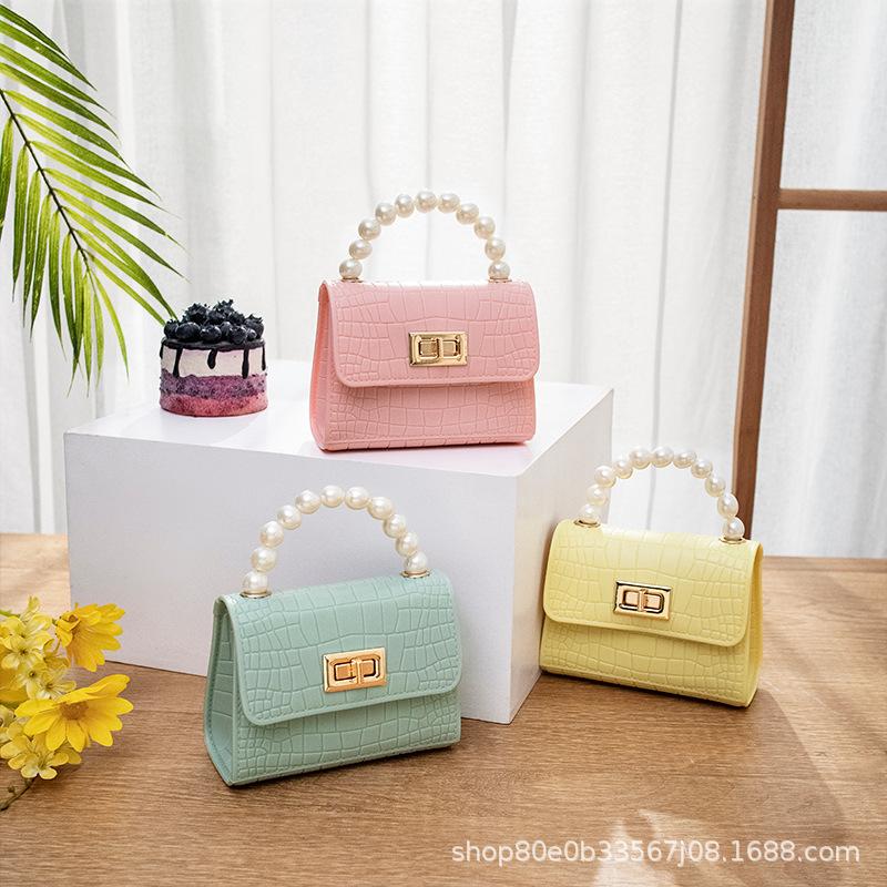 crocodile pattern pearl hand gel bag 2021ladies handbags foreign trade bag female wholesale mobile phone bag details Picture