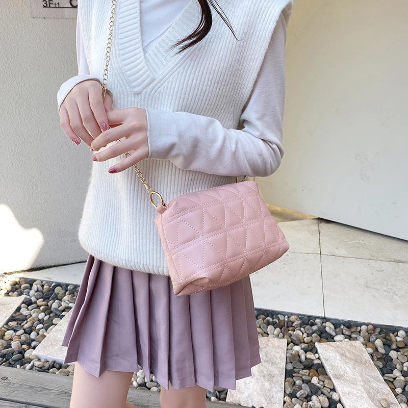 ladies fashion bag 2023 girls chain new pillow bag embroidered bag messenger bag handbag Specification drawing