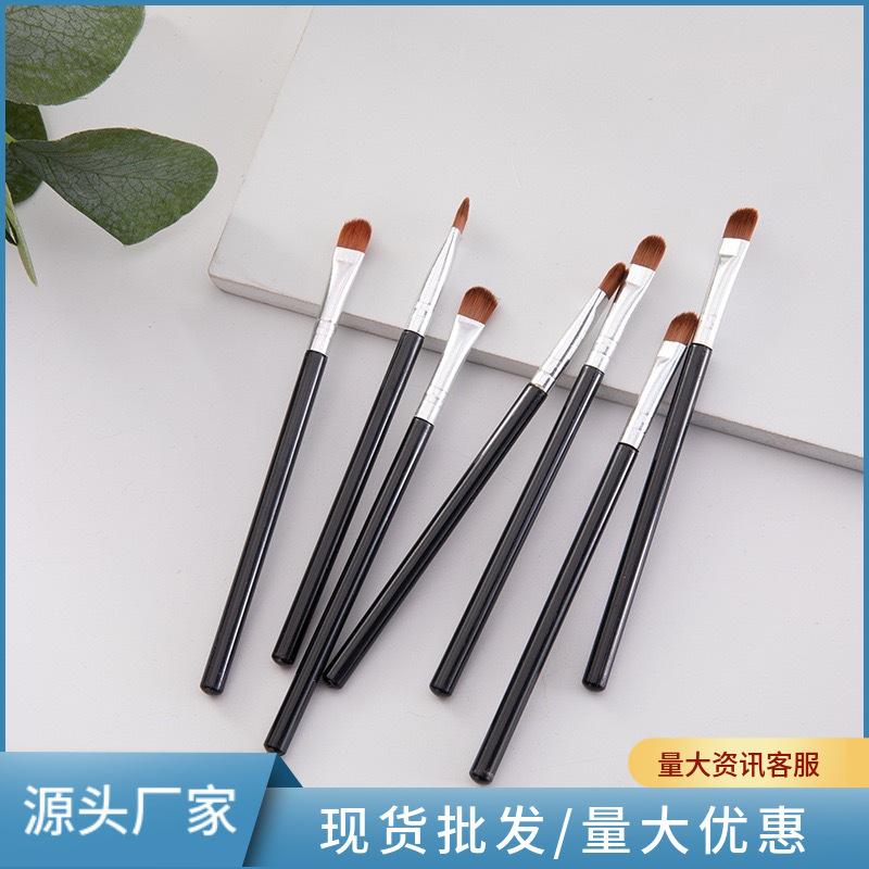 single eye shadow brush portable makeup eye detail brush basic makeup brush eye makeup blooming beauty tools wholesale details Picture