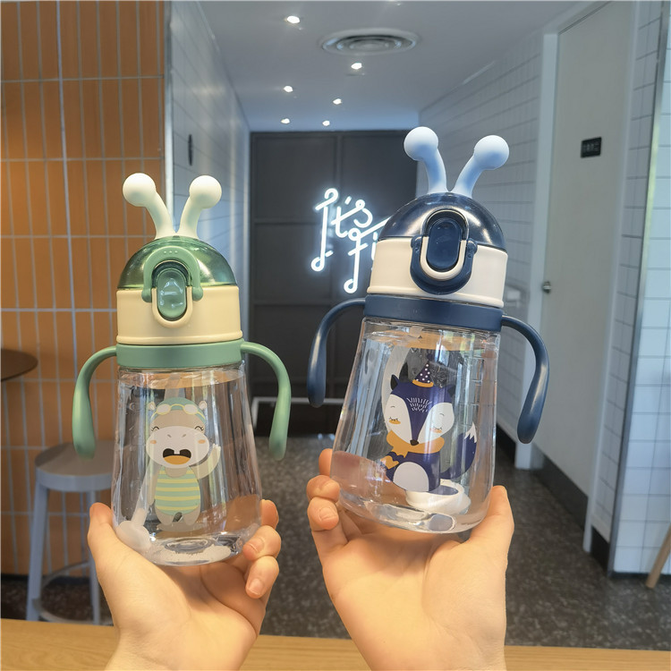 Y217-1600 Creative Ant Cartoon Straw Cup, cute and creative kindergarten water bottle with scale handle Item Picture