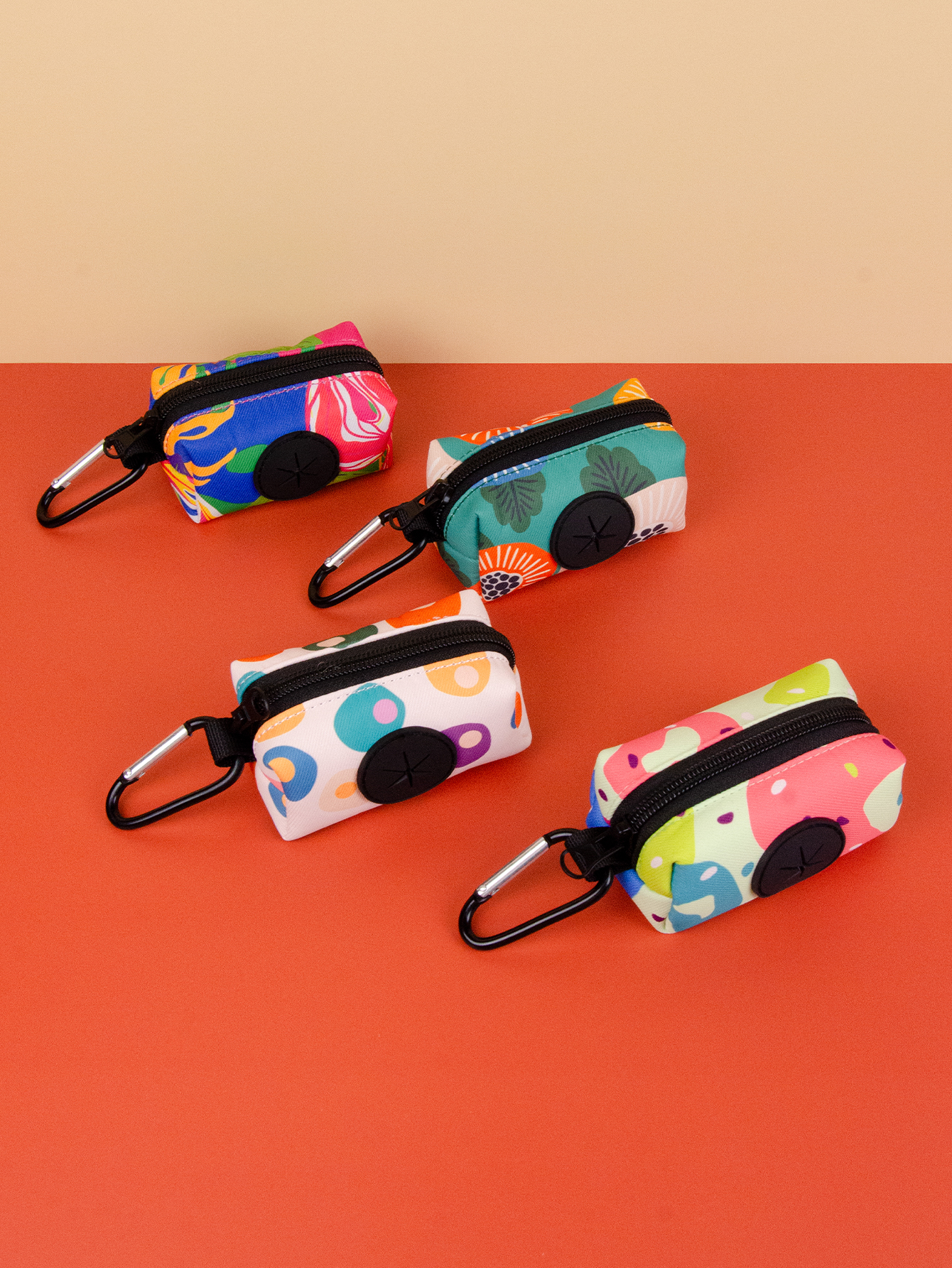 Cross-border best-selling new pet supplies: Special garbage bags for cats and dogs, dispensers, pet retail storage bags, garbage bags wholesale, toys with gifts Specification image