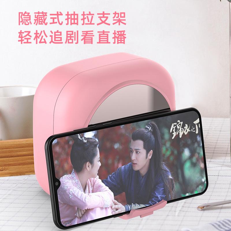cross-border mirror bluetooth speaker radio card creative gift clock alarm clock audio voice prompt Application Scenario