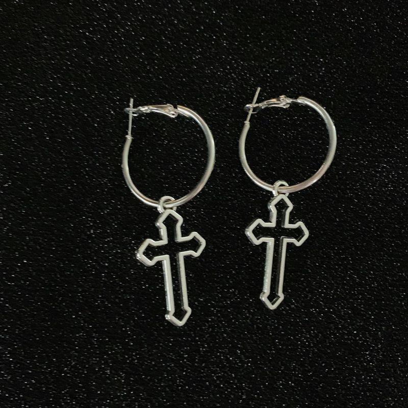 European and American Metal Hip Hop Black Hollow Cross Earrings Street Style Female Korean Fashion Cool Ear Ring Jewelry Specification drawing