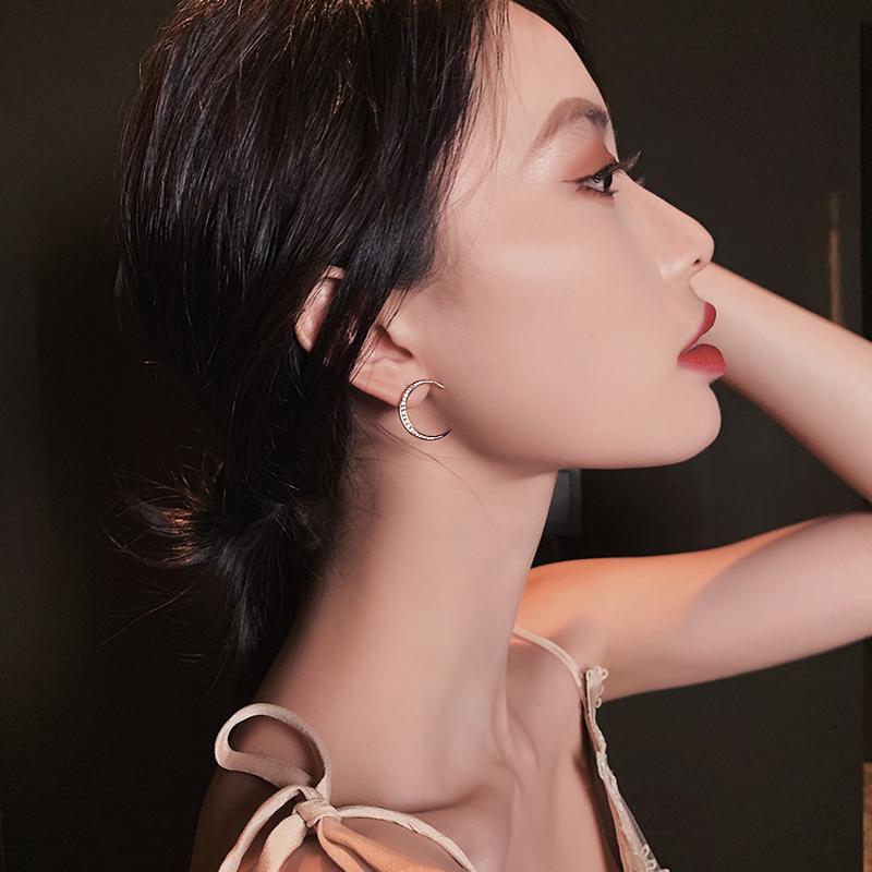 B014 Star and Moon Earrings High-Grade Stud Earrings 925 Silver Needle Online Influencer Refined Female Ear Rings Asymmetric Eardrops Specification drawing
