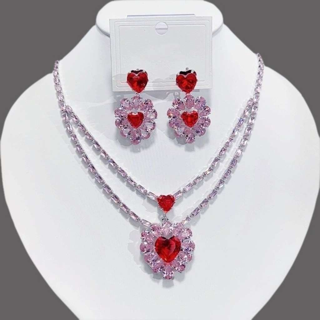 时尚潮流奢华高级感锆石项链耳环套装粉色海洋之心项链产品图
