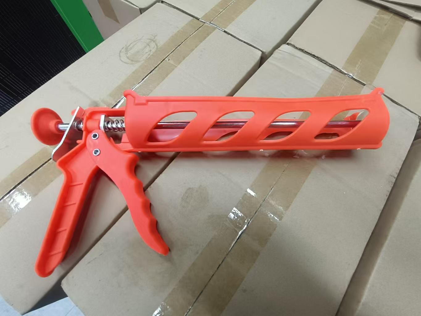 厂家直销003 旋转弧形塑料胶枪压胶枪五金工具  可批发 可零售 量大价优