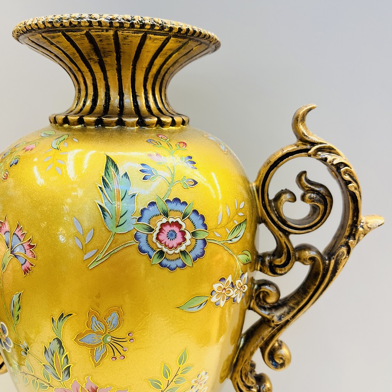 Golden fruit plate, tissue box, vase, high-end home flower arrangement, hotel living room decoration, resin flower arrangement, decoration, home decoration, large vase, TV cabinet decoration, vase, hotel flower vase details Picture