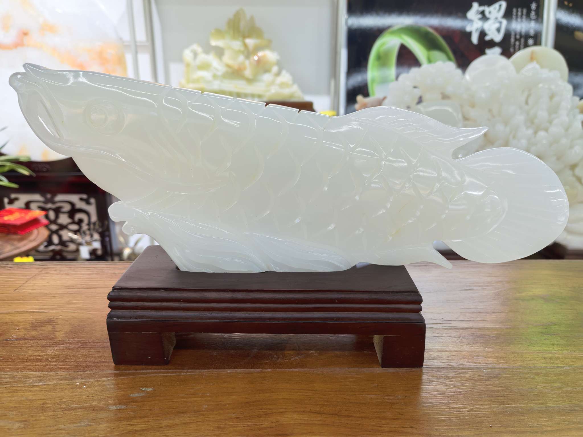 Jade natural cada año hay pescado, pakistán artesanía exquisita regalo decoración decoración decoración creativa hogar sala de estar estética arte colección otros decoración decoración regalo caja de regalo Item Picture