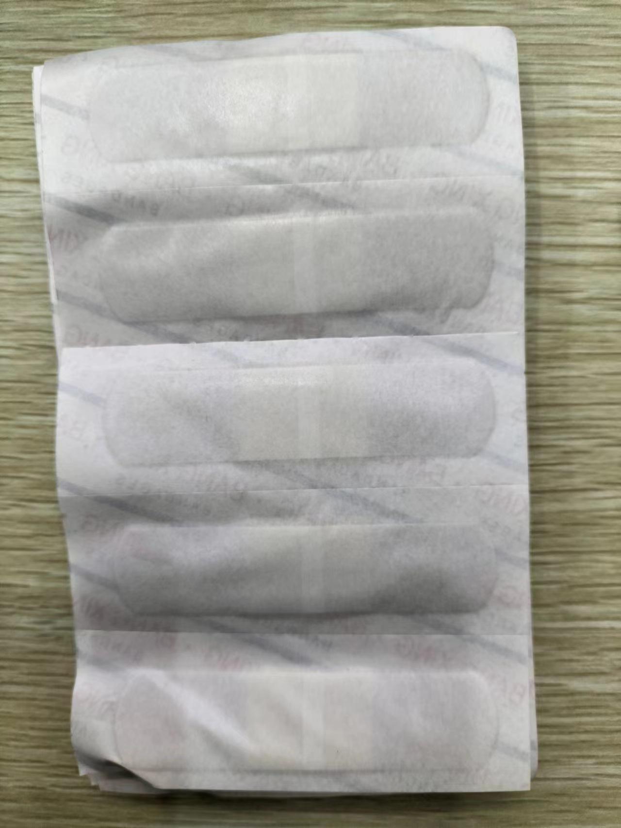 bangxing medical band-aid thickened and breathable household wound plaster self-adhesive hemostasis sticky cloth sticker medical consumables Application Scenario