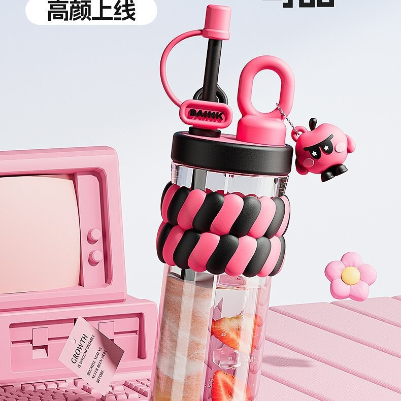 O17-XMS-0789 Dual-drinking dual-compartment cartoon student Cute Plastic Cup Creative Girls' High School Appearance Level Straw Water cup Application Scenario