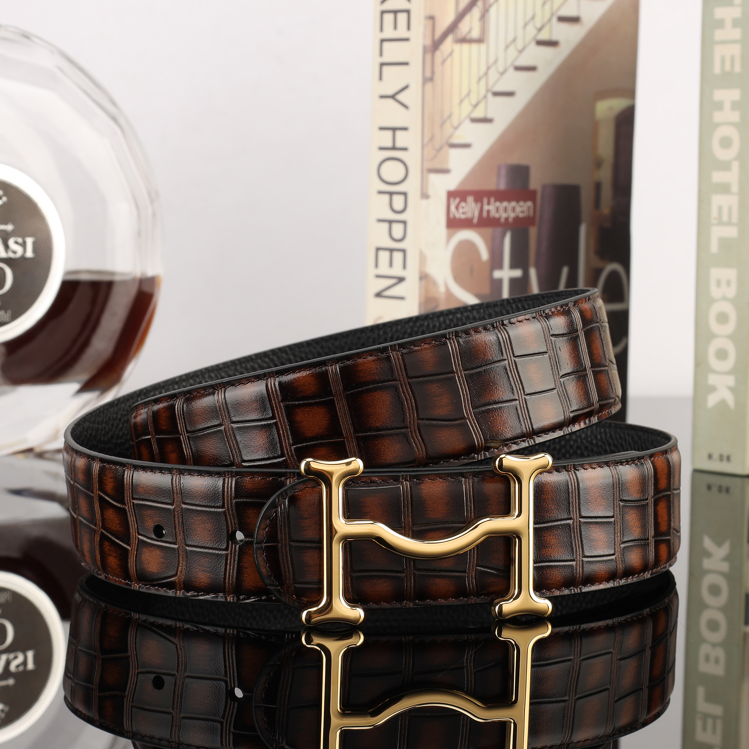 Guangdong Men Crocodile Head Layer Cowhide Belt Manufacturers Straight Leather Belt Leather Cowhide Item Picture