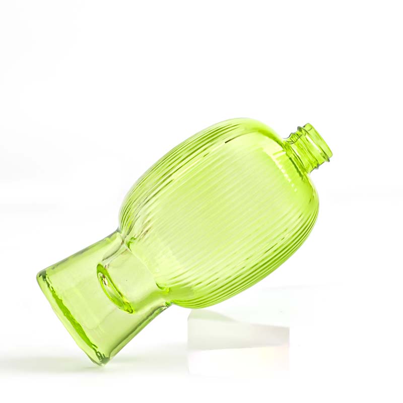 白色塑料瓶子带滚珠/扩香木出风夹/香水瓶盖子/玻璃瓶/酒瓶伞细节图