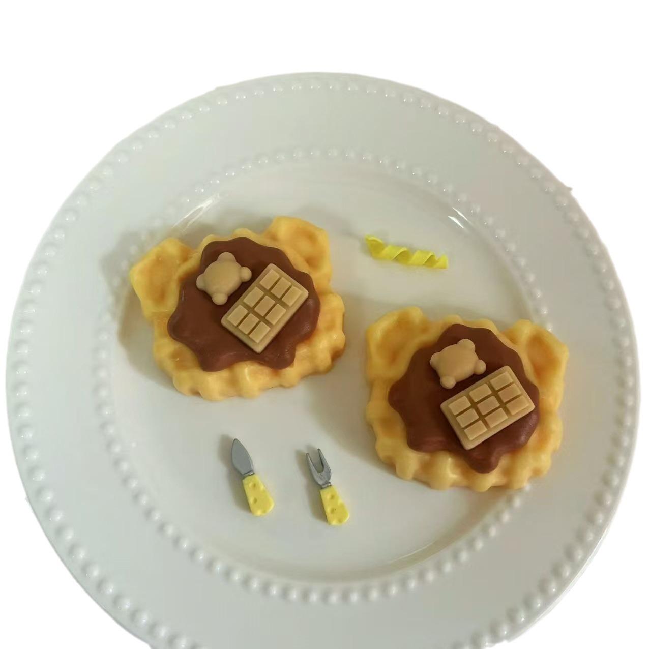 Bear Flow Heart Waffle Squeezing Toy Silicone Mold Hand-Turned Mold Can Be Squeezing Toy in Sto Now Released Item Picture