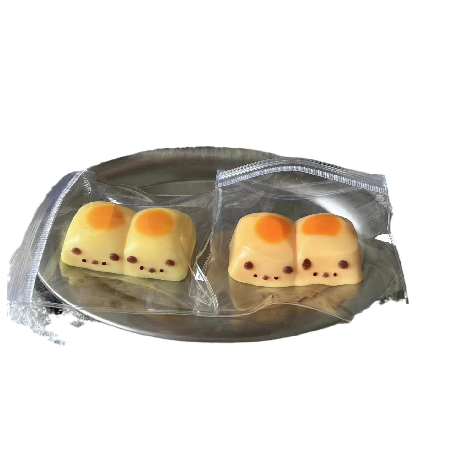 Bear Two-Piece Bread Squeezing Toy Mold Manual Turnover Mold Edible Silicon Mold Epoxy in Sto Now Released Item Picture