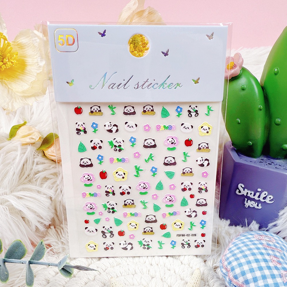 美甲饰品实物图