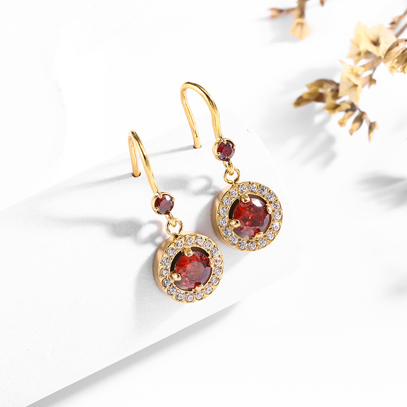 
轻奢风不锈钢微镶锆石耳钩复古高级耳饰小众设计耳饰不锈钢吊坠