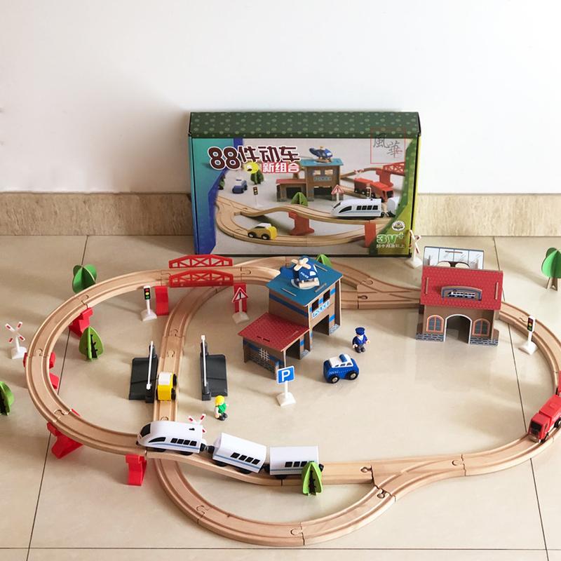 wholesale wooden tm88pc electric train track suit educational wooden toys splicing wooden track