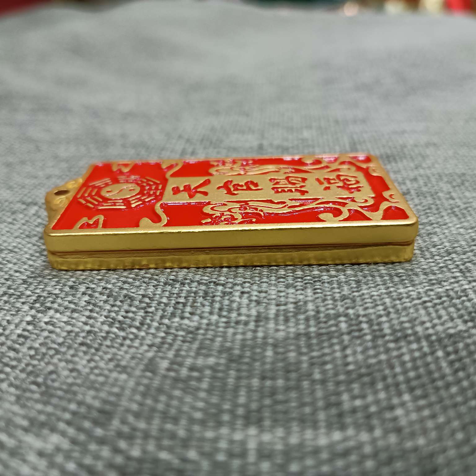 Zhonggong Craft Heavenly Official's Blessing Plaque, Bronze Feng Shui Plaque, Red Blessing Plaque, Bronze handicrafts Application Scenario