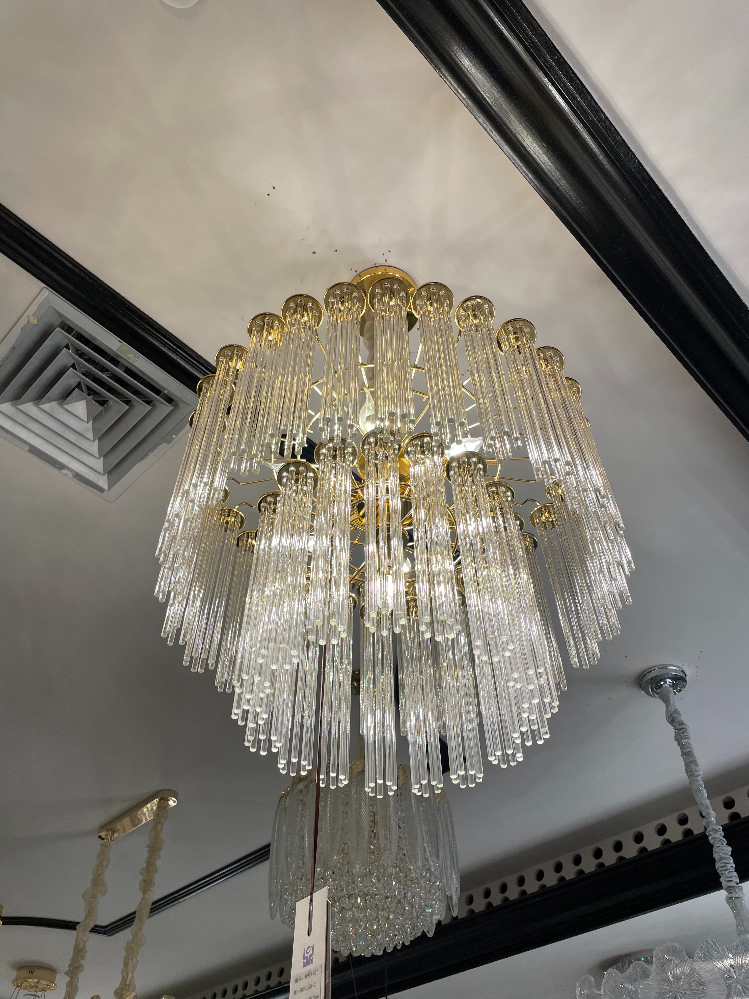 Crystal chandeliers, household ceiling lamps, lighting fixtures, high-end crystal chandeliers, luxurious chandeliers, modern and simple home decoration lamps