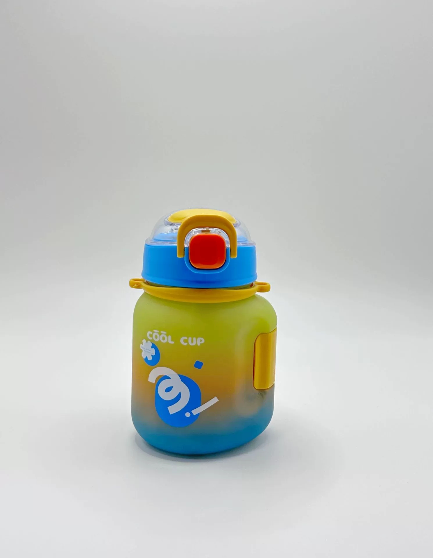 K40-8094 Frosted creative plastic cup Bounce lock straw cup Crossbody portable fun children's water cup undefined