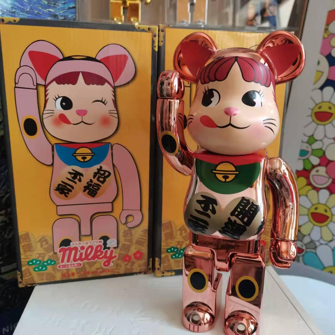 Bearbrick Violent Bear Electroplating Powder Gold Green Collar Milk Girl Best Fortune Cat Bearbrick 400% Item Picture