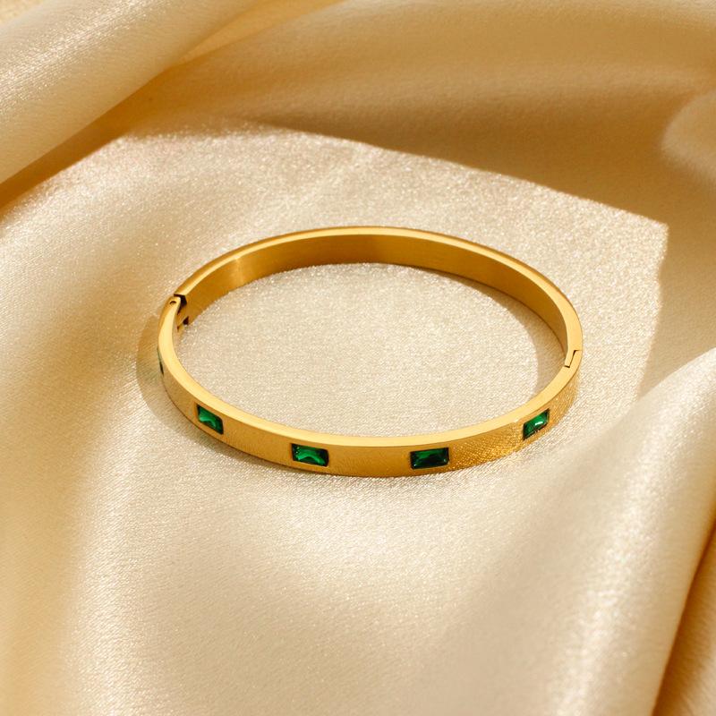 Ins French Titanium Steel Bracelet 18K Gold Vacuum Plated Non-Fading Inlaid Emerald rectangular Zircon Stainless Steel Bracelet Female  Specification drawing