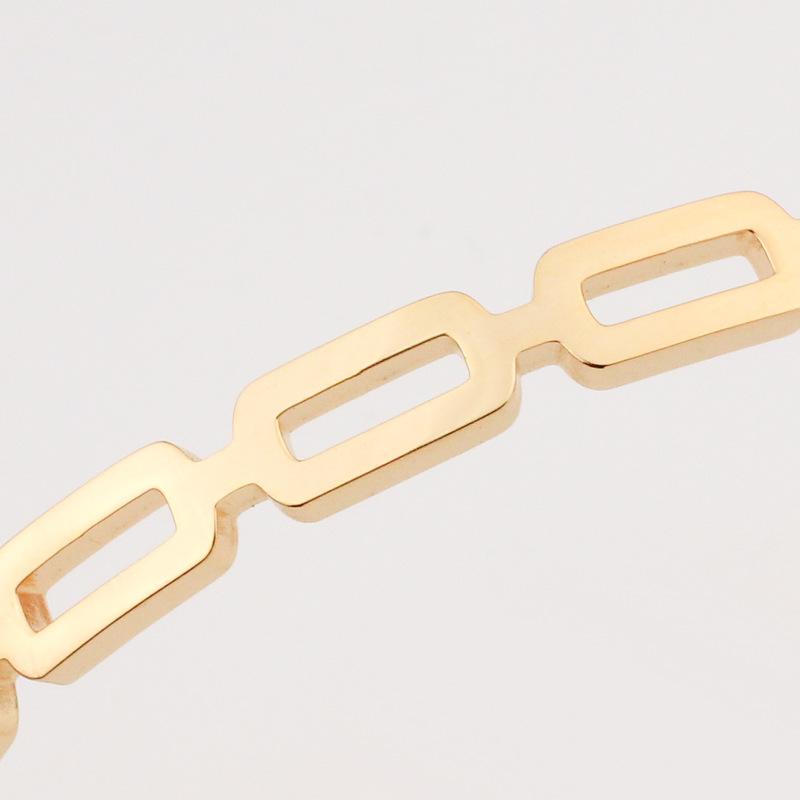 european and american fashion ins style rose gold titanium steel bracelet stainless steel hollow rectangular chain with mouth bracelet Application Scenario