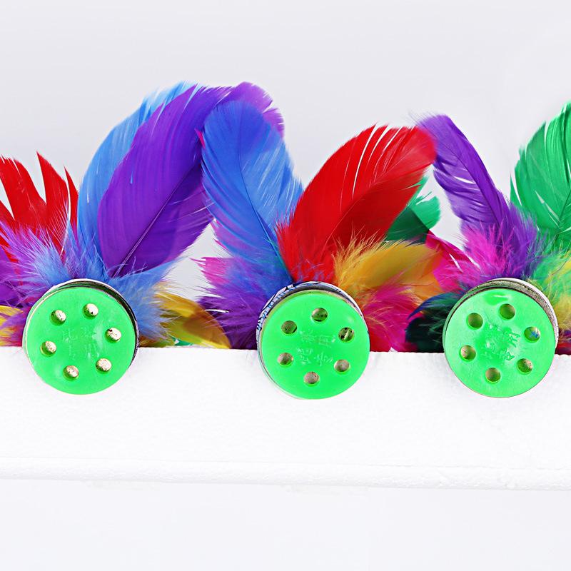 children's shuttlecock kindergarten primary school beginner training competition universal color feather lotus handmade shuttlecock Application Scenario