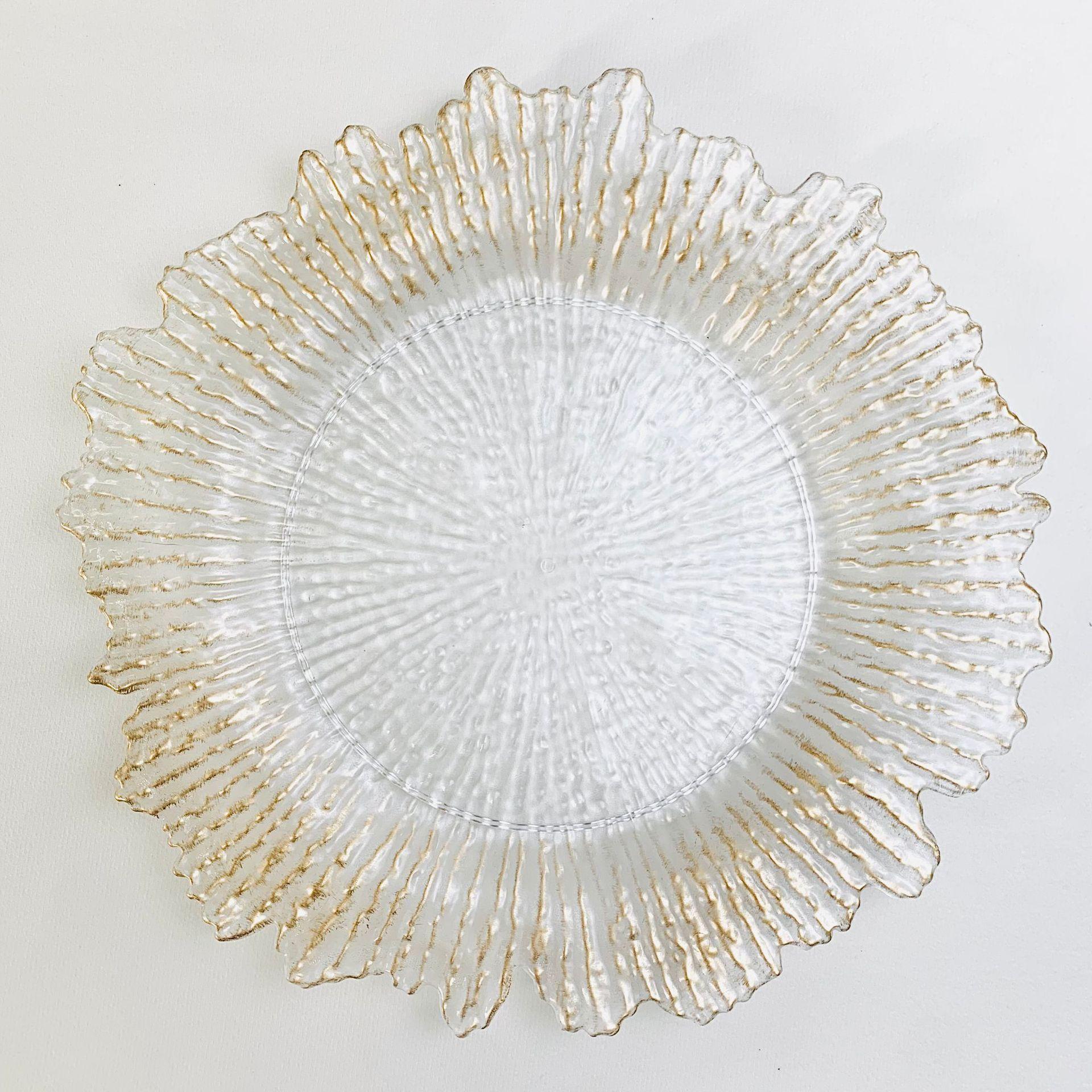 fruit plate banquet plate european-style household light luxury western food decorative tray lace plate electroplating spray paint transparent craft Application Scenario