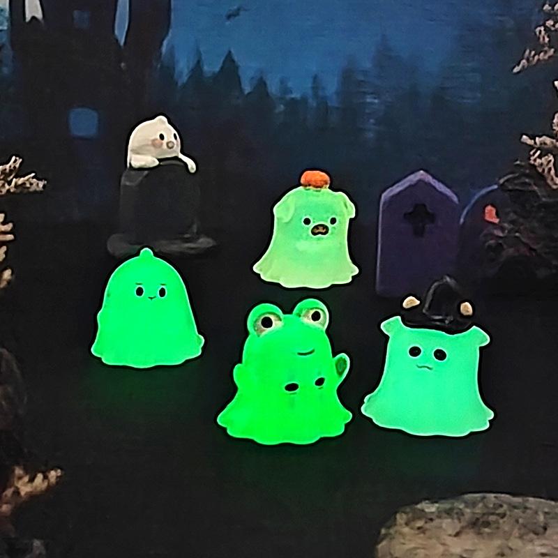 halloween new cute ghost animal luminous style micro landscape gardening small ornaments car central control decorative accessories Specification drawing