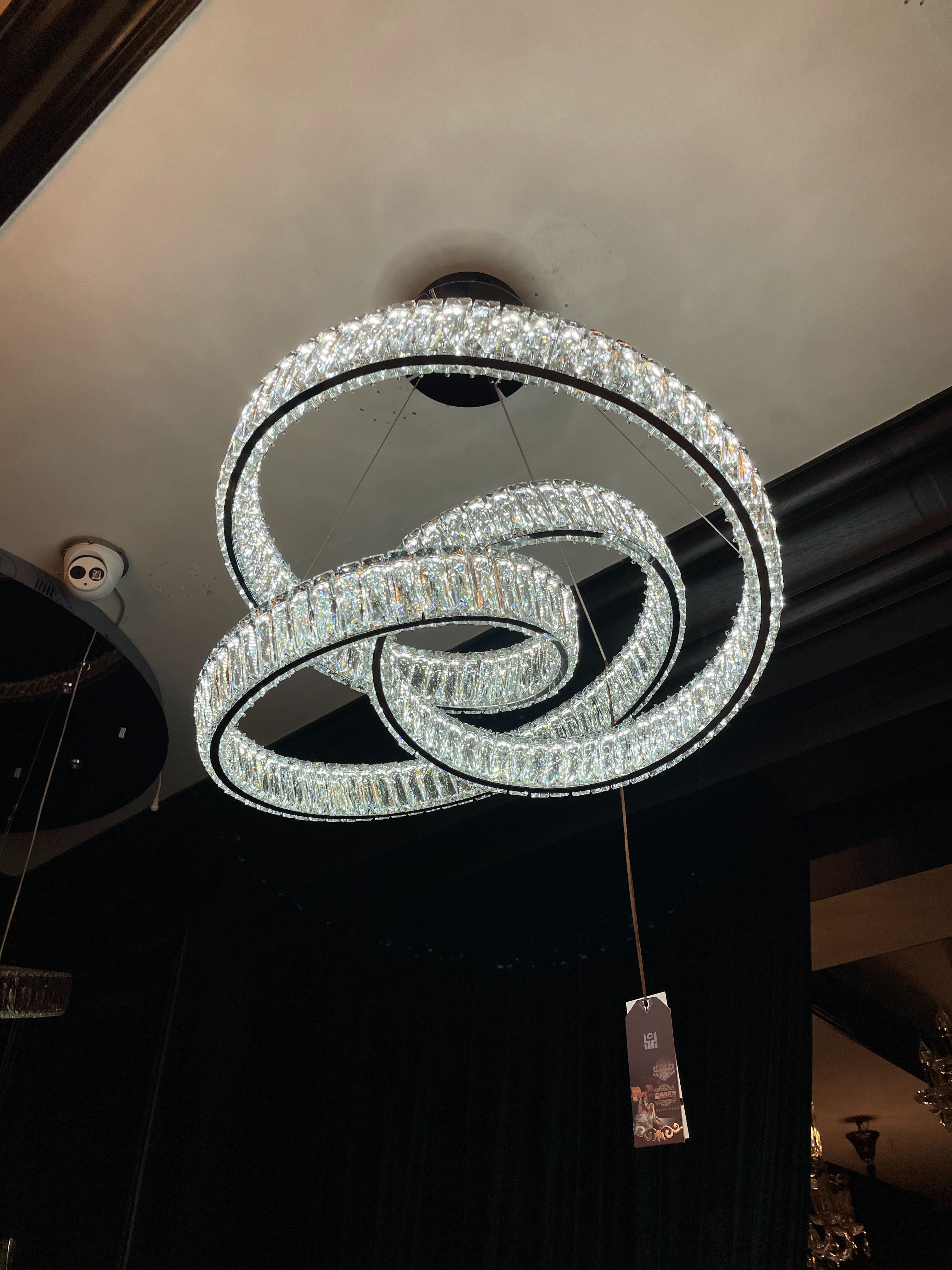 家用吊灯实物图